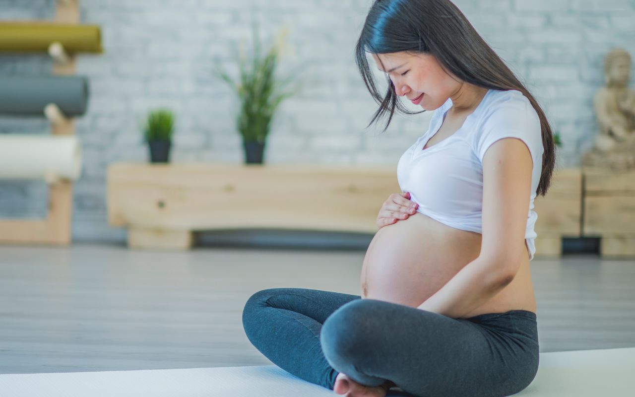 Come lo Yoga può migliorare la tua esperienza di gravidanza
